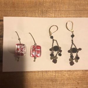 Set of 2 Fashion Earrings - dangle.